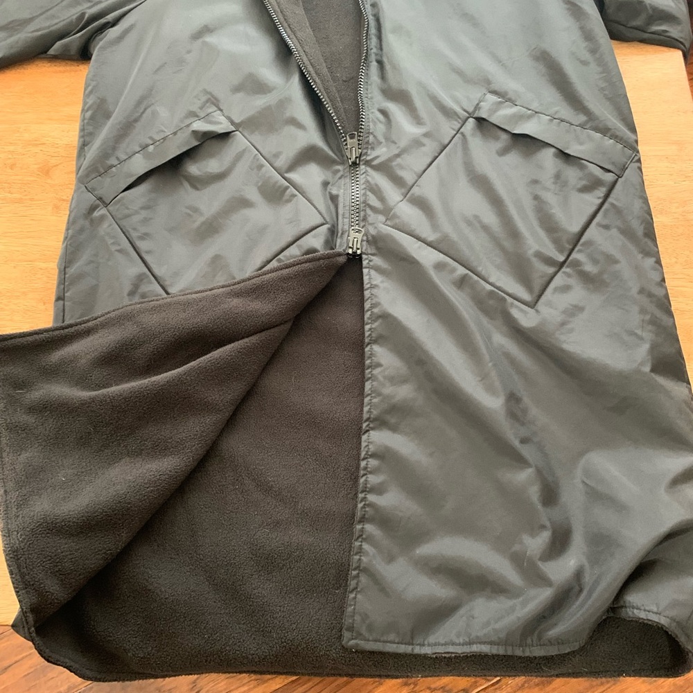 I Dive SCUBA/Post-Dive Trident Coat - Picture 8 of 9